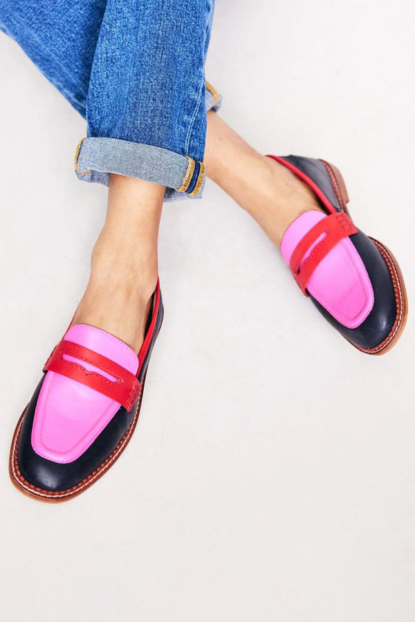 Lunessa | Mocasines negros con un acento colorido