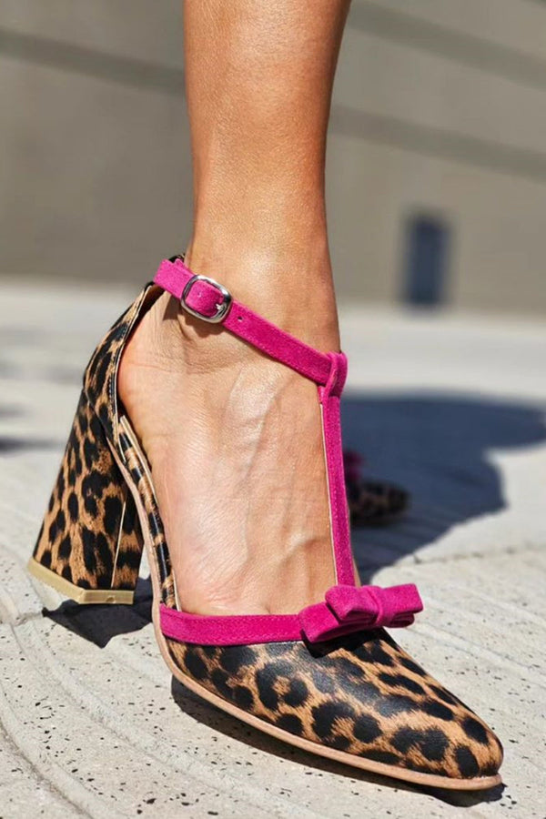 Sandalias Leontina con estampado de pantera verde y detalle colorido