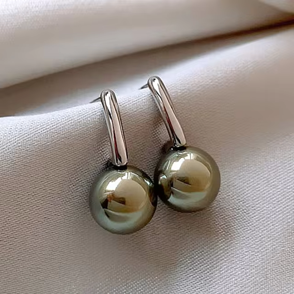 Pendientes de Perla en Forma de Gota Atemporal