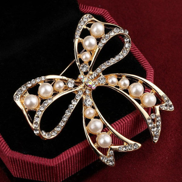 Broche Vintage de Mariposa con Perla en Oro