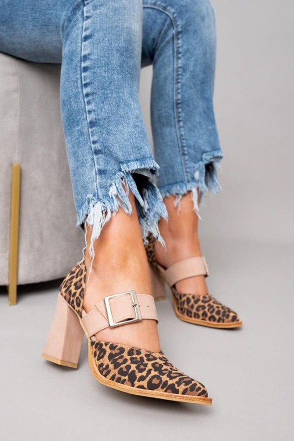 Sandalias de gamuza en estampado de leopardo con tacón estable