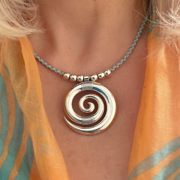 Collar Vintage Espiral de Plata