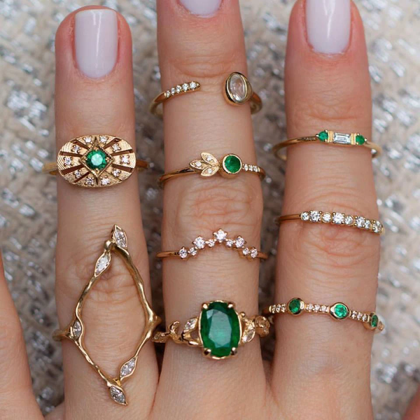 Conjunto de Anillos Vintage de Piedra Verde