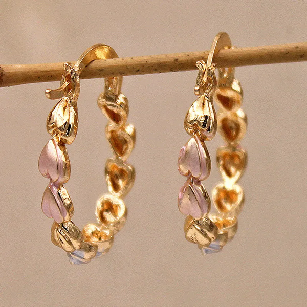 Pendientes Vintage de Corazón Dorado