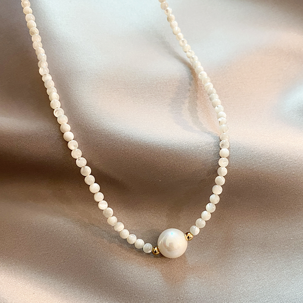 Collar Parel Elegante
